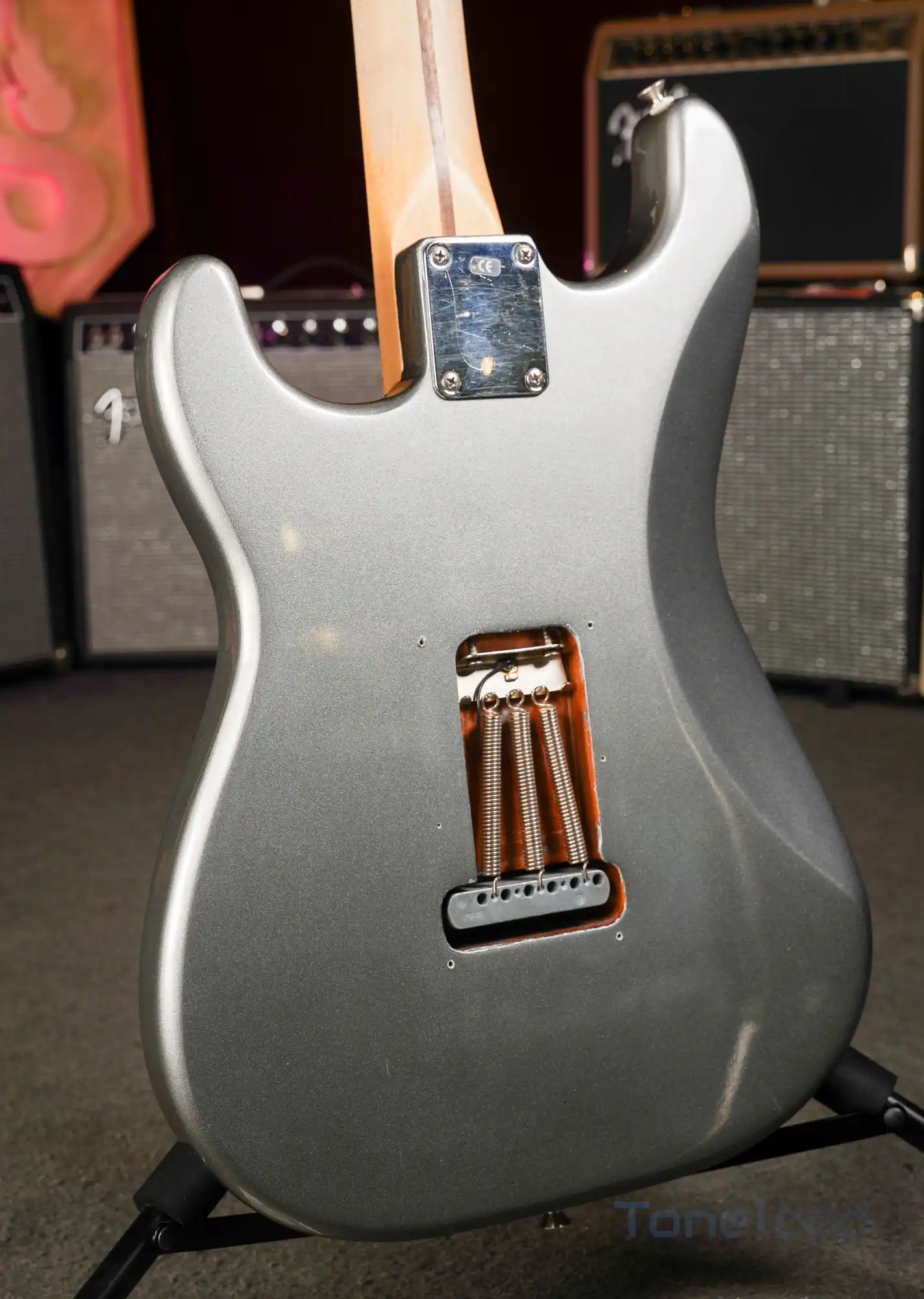 Fender Standard Stratocaster - Image 9