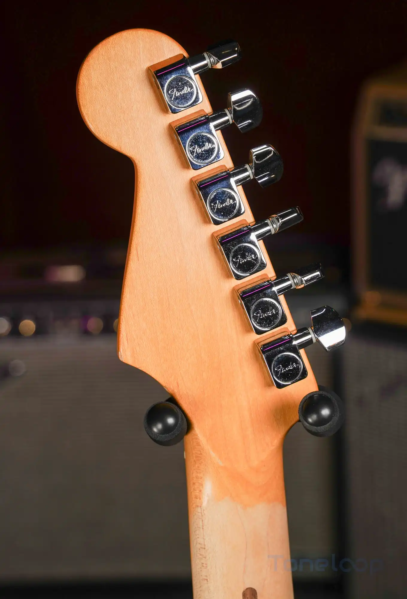 Fender Standard Stratocaster - Image 10